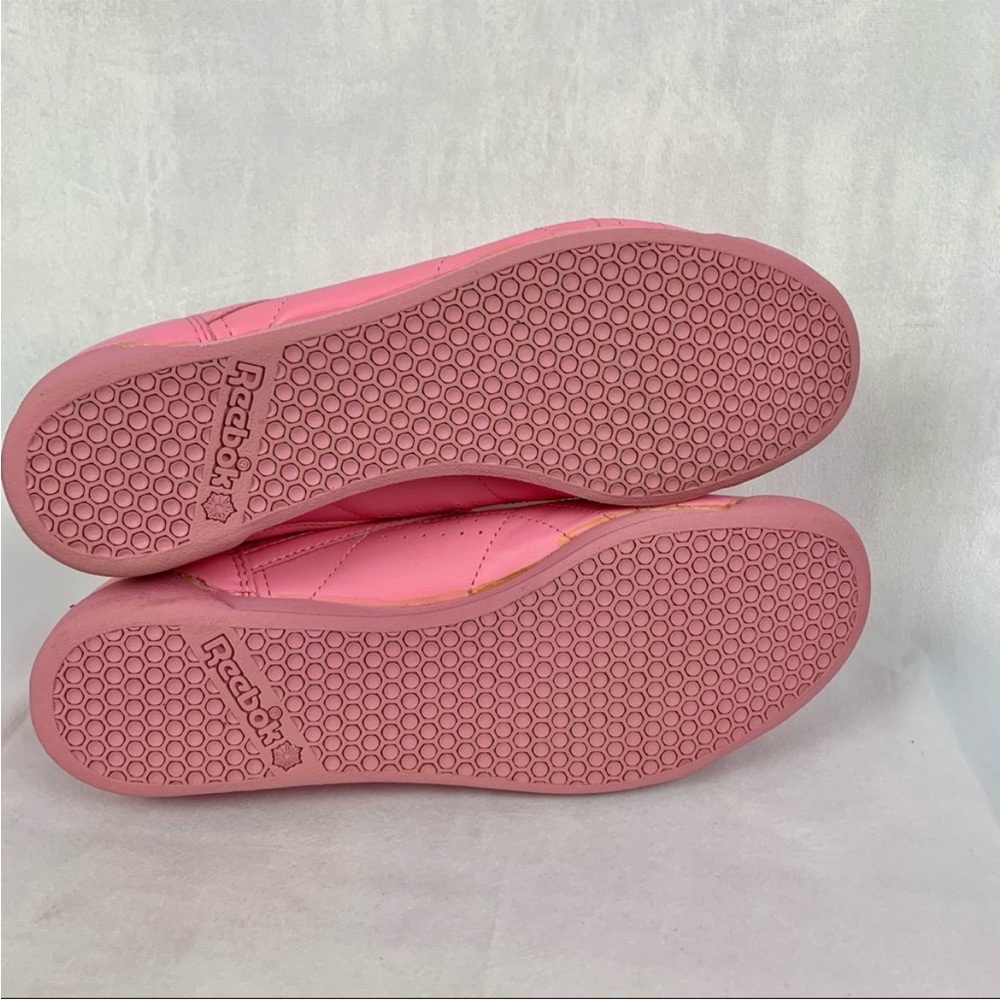Classic Reebok Pink Hightops - Picture 4 of 7